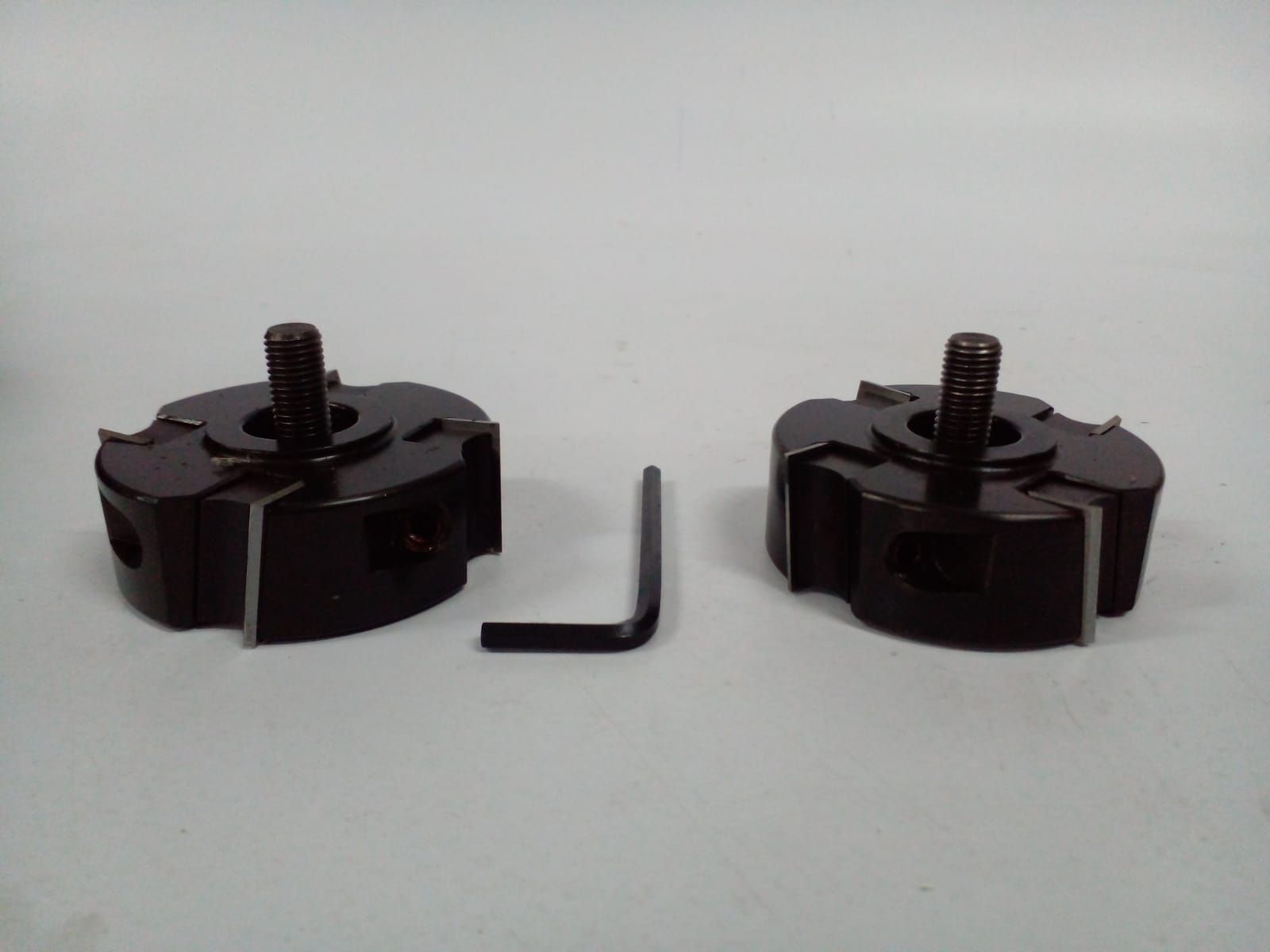 Set de 2 fresas para pegadora de canto con eje HSK 25R - Ø 70 x 25 - Z4 DX/SX - (con insertos) FREZITE