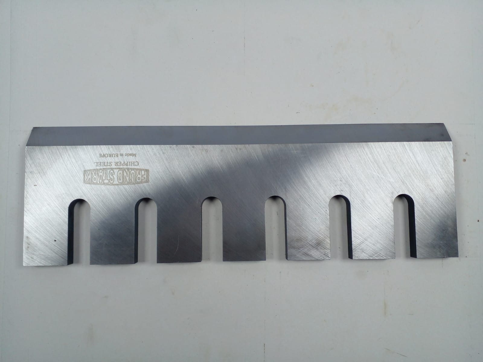 Cuchilla chipera Past 400